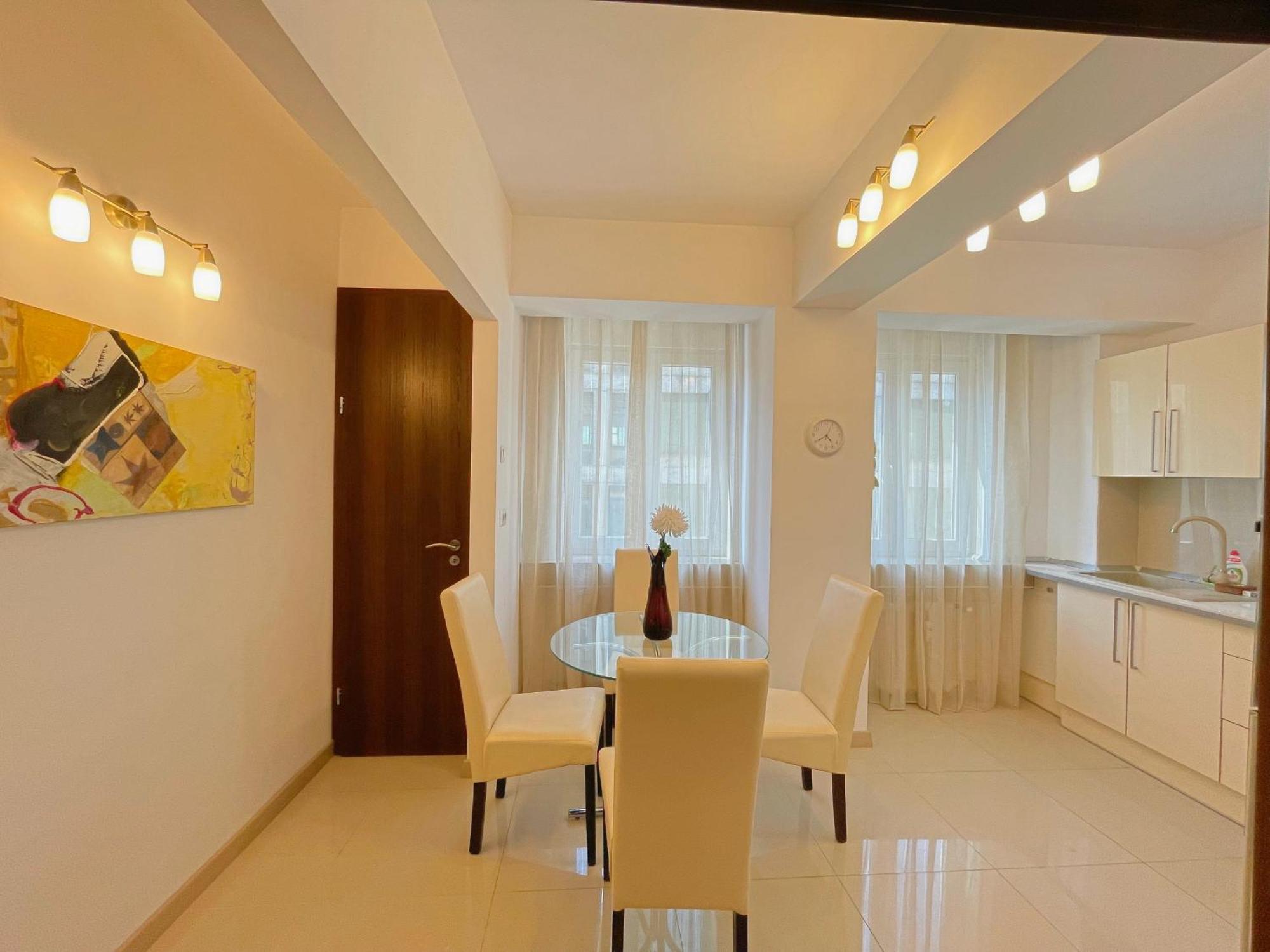 Relax Old Town Apartment Gran Varadino Esterno foto